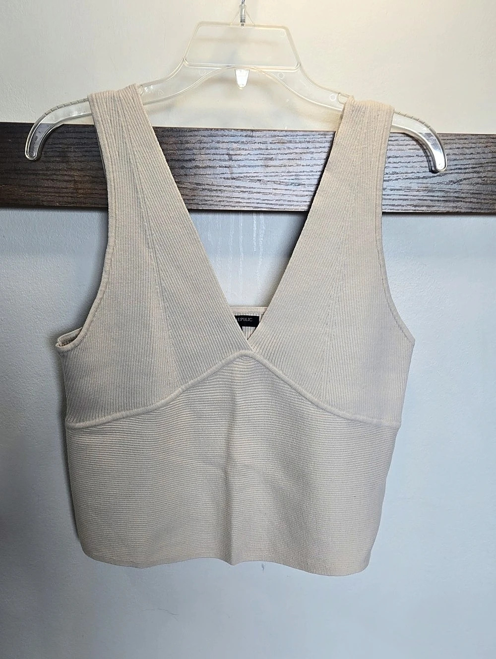 Banana Republic Ribbed Tank Top in Beige Size Large Like New